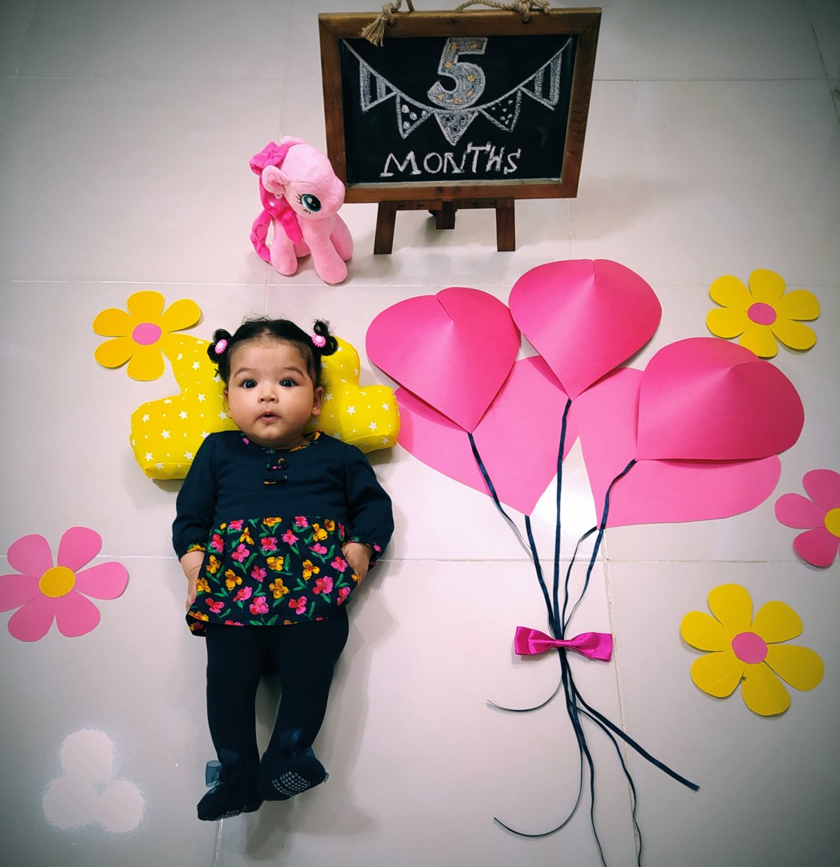 پنج ماهگی نوزاد نورا صفری