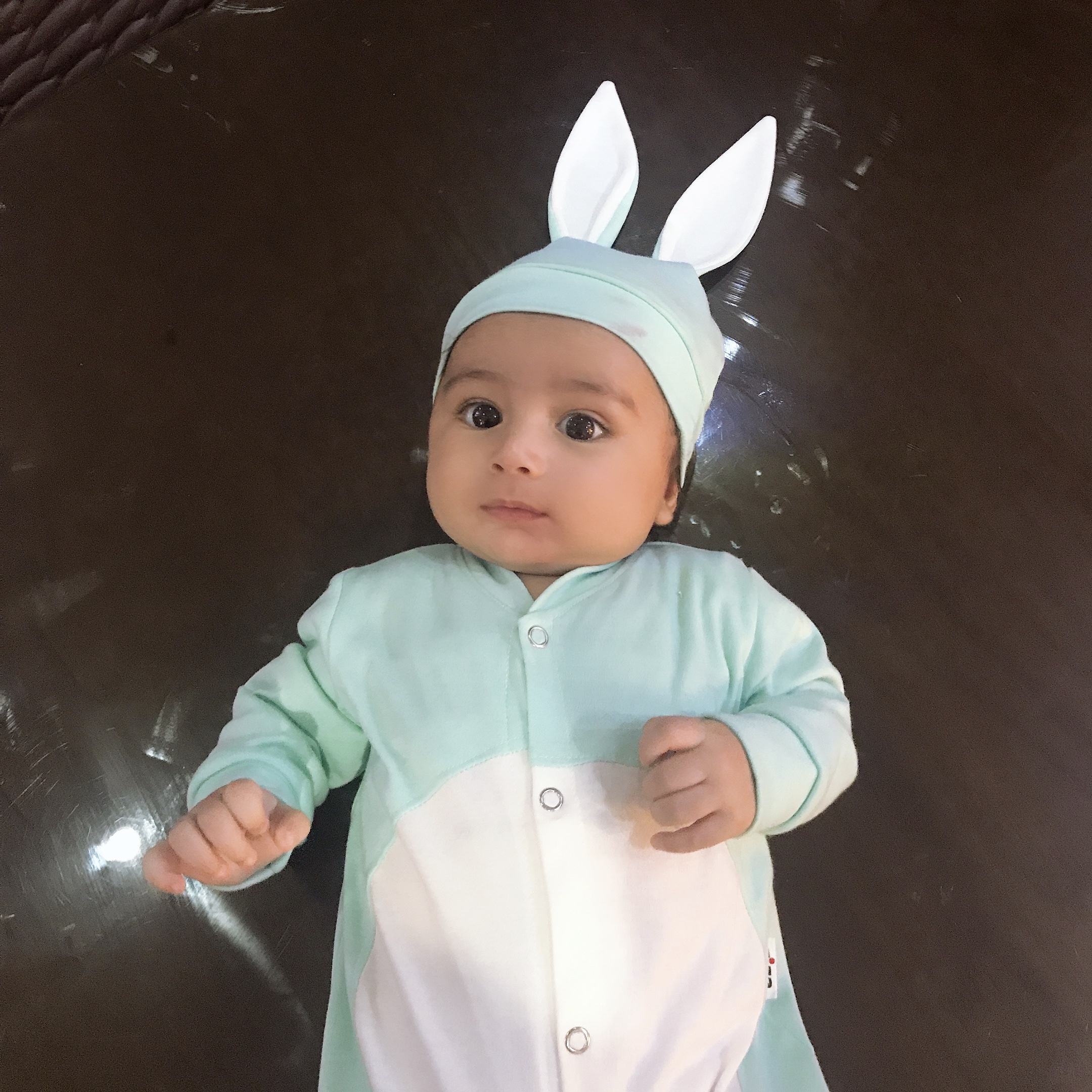 غلتیدن نوزاد سيد نويان حبيبي