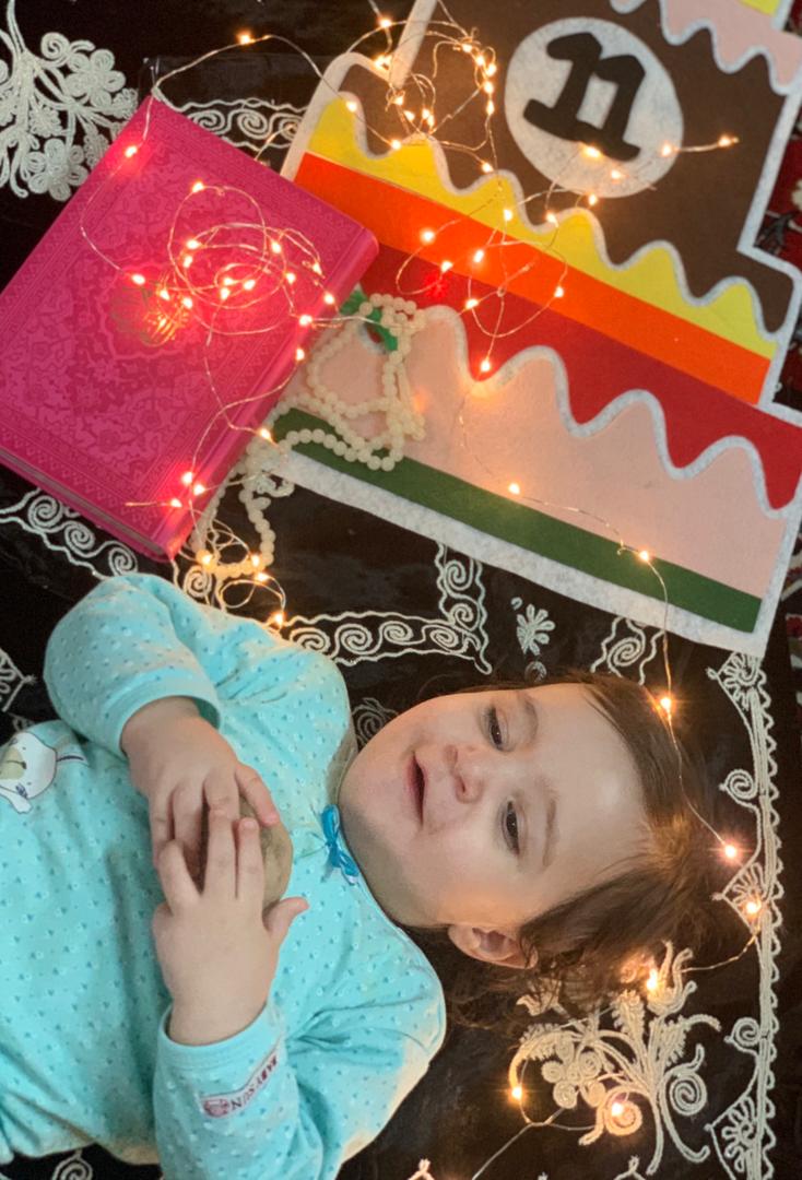 تم عکس بهاری کودک دلنیا بشیری