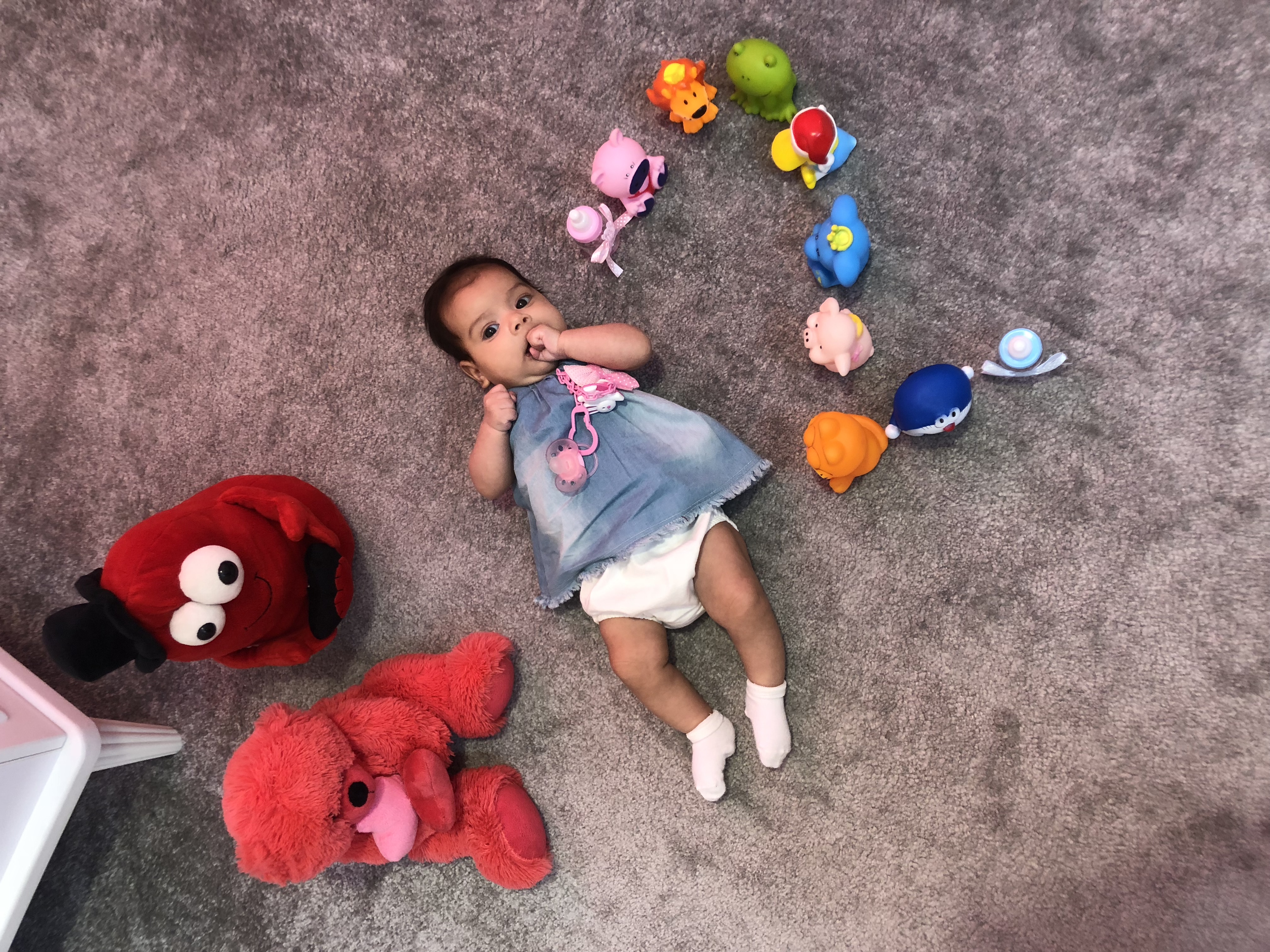 دو ماهگی نوزاد مانيا قلندر