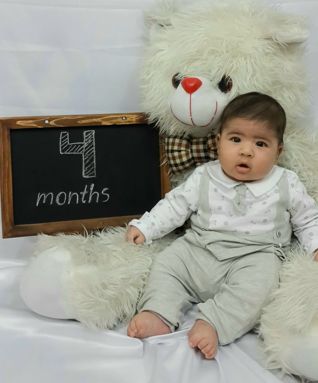 غلتیدن نوزاد محمد سبحان دریایی